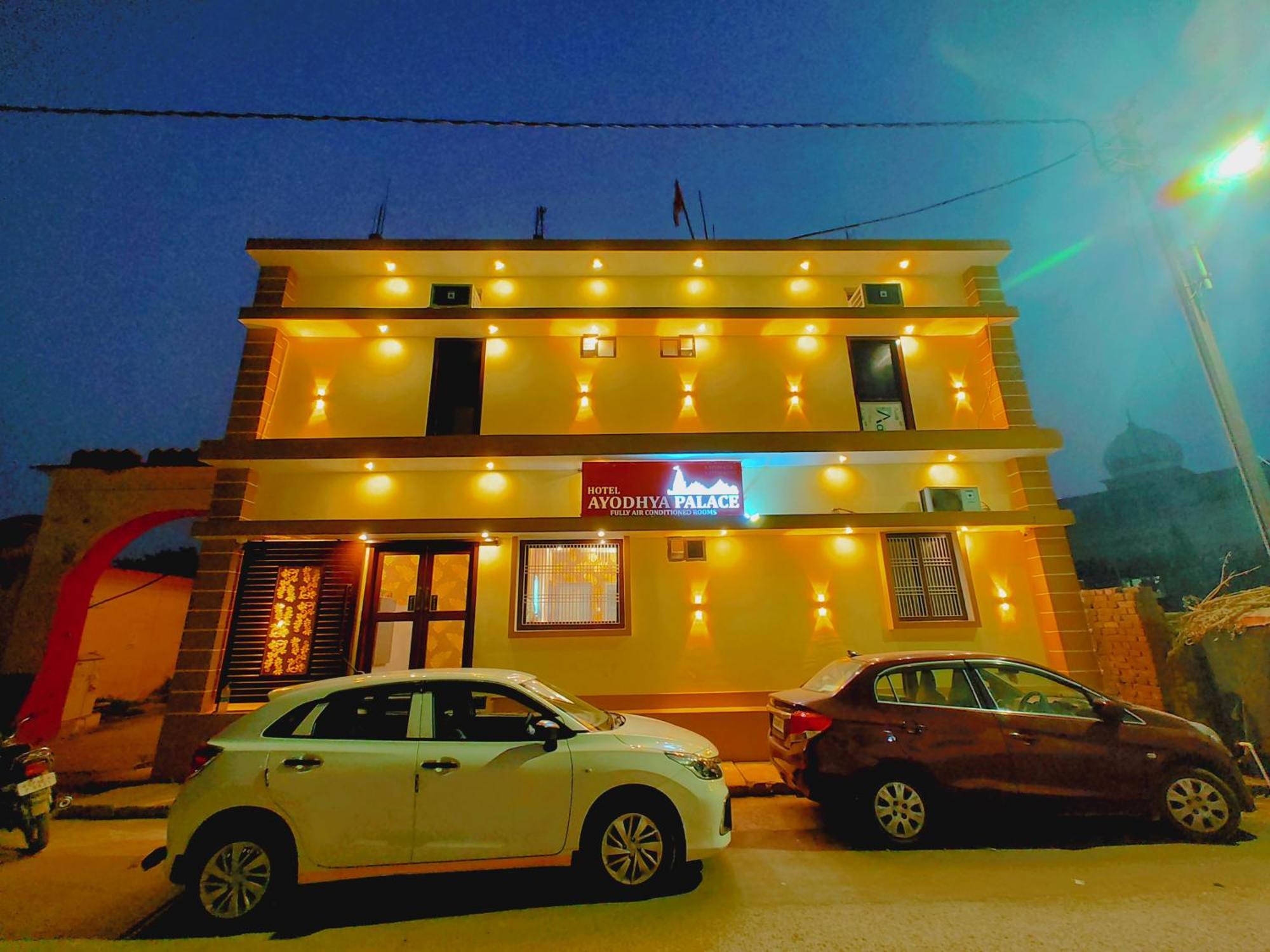 Ayodhya Palace Buitenkant foto